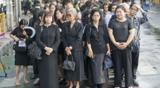 Lưu ý gì khi du lịch Thái Lan vào thời điểm quốc tang? - ảnh 1