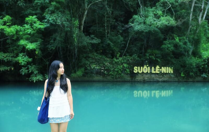 Nguồn gốc của Suối Lê Nin Nguồn gốc của Suối Lê Nin