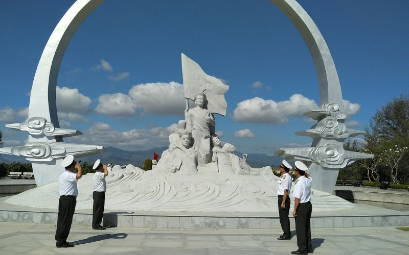 Tượng Đài Chiến Sĩ Gạc Ma