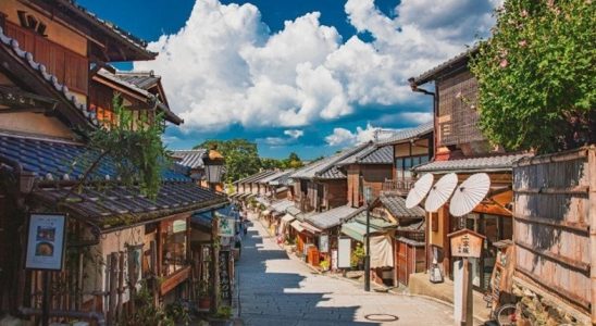 Thời tiết Nhật Bản tháng 8 nắng đẹp